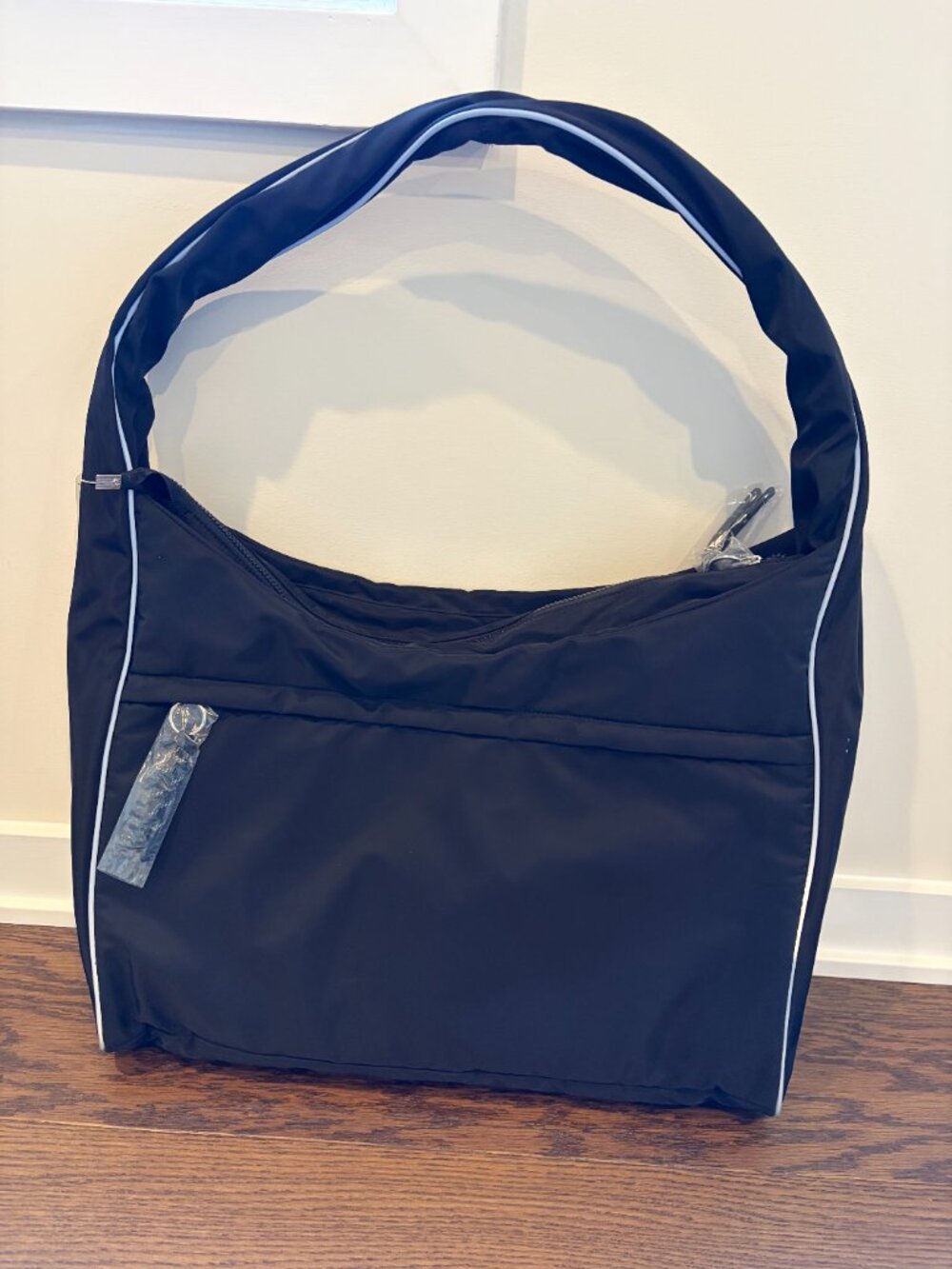 Free People Movement Tempo Puffer Carryall - NWT - Picture 5 of 5